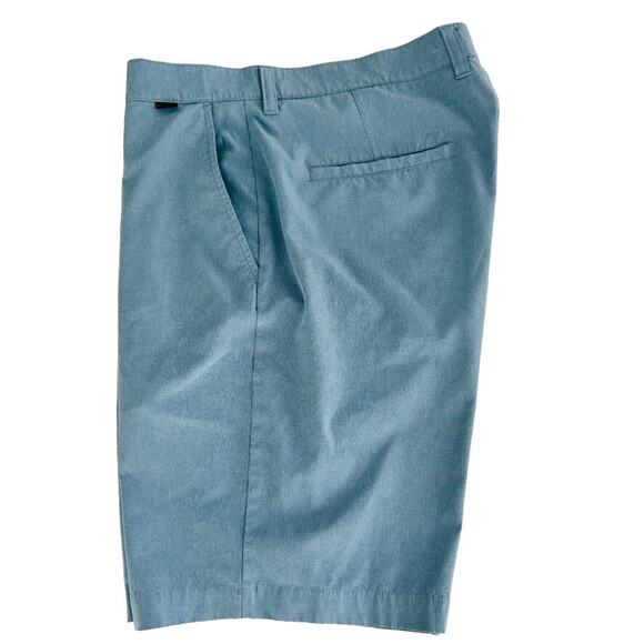 Travis Mathew Beck Golf Shorts Size 34 Light Blue 9.5" Inseam Casual Golf Beach - Picture 2 of 6